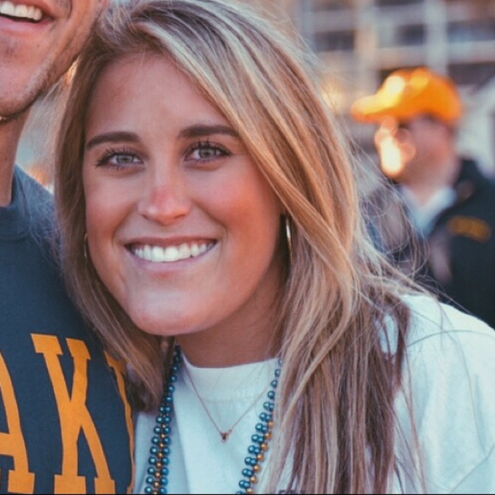 Meet your Posher, Caroline